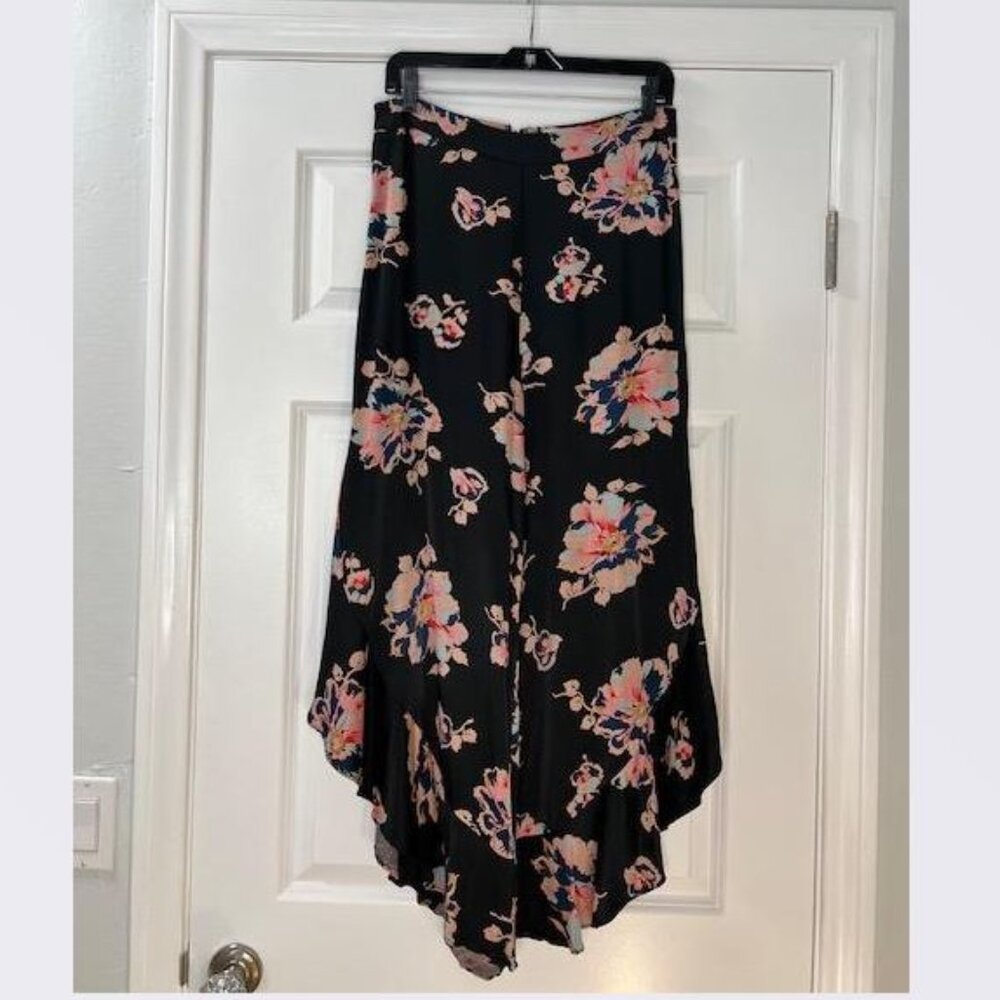 Anthropologie Tansy Ruffled Trousers in Black Motif by Elevenses – Size 4 - Picture 5 of 6
